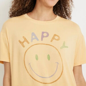 Maurices NWT Yellow Happy Smiley Face Relaxed Fit Graphic Tee Medium Women’s
